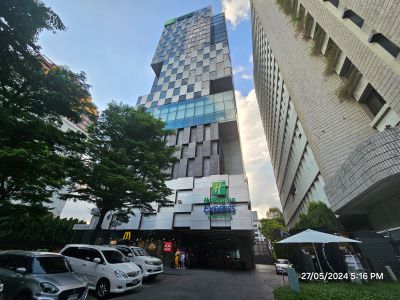 holiday_hotel1